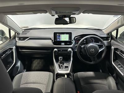 2019 Toyota RAV4 - Thumbnail