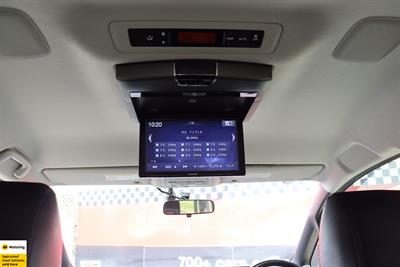 2014 Toyota Voxy - Thumbnail