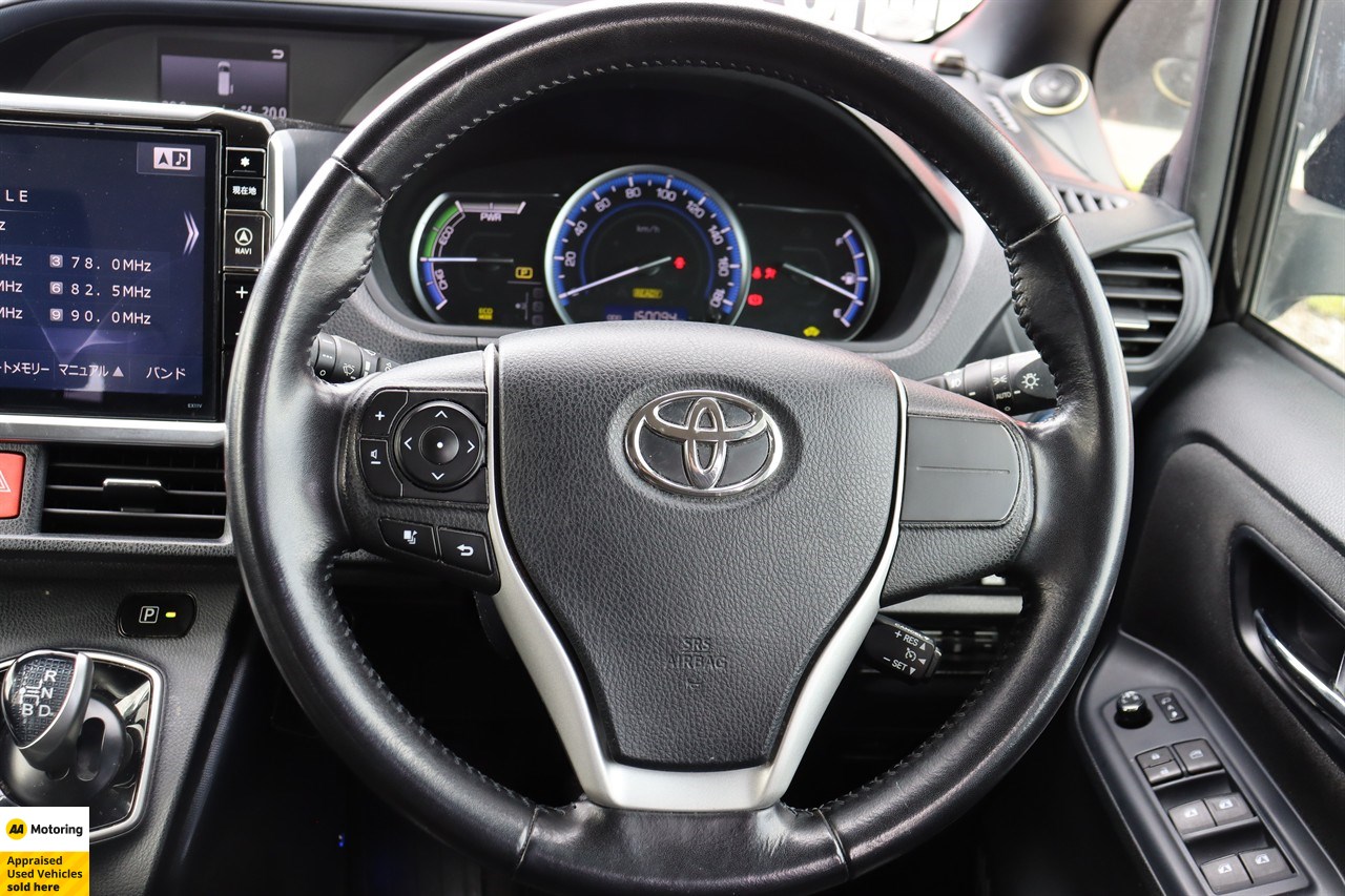 2014 Toyota Voxy
