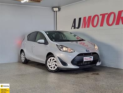 2019 Toyota Aqua - Thumbnail