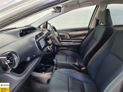 2019 Toyota Aqua - Thumbnail