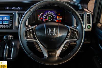 2013 Honda Step Wagon - Thumbnail