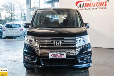 2013 Honda Step Wagon - Thumbnail