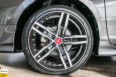 2013 Toyota Aqua - Thumbnail