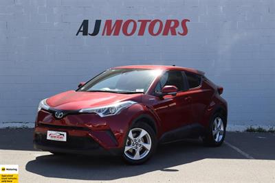 2017 Toyota C-HR - Thumbnail