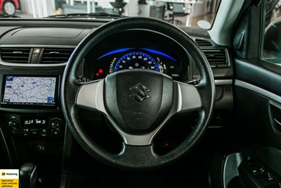 2013 Suzuki Swift - Thumbnail