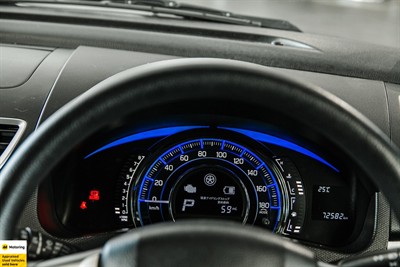 2013 Suzuki Swift - Thumbnail