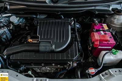 2013 Suzuki Swift - Thumbnail