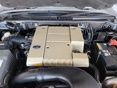 2000 Mitsubishi Pajero - Thumbnail