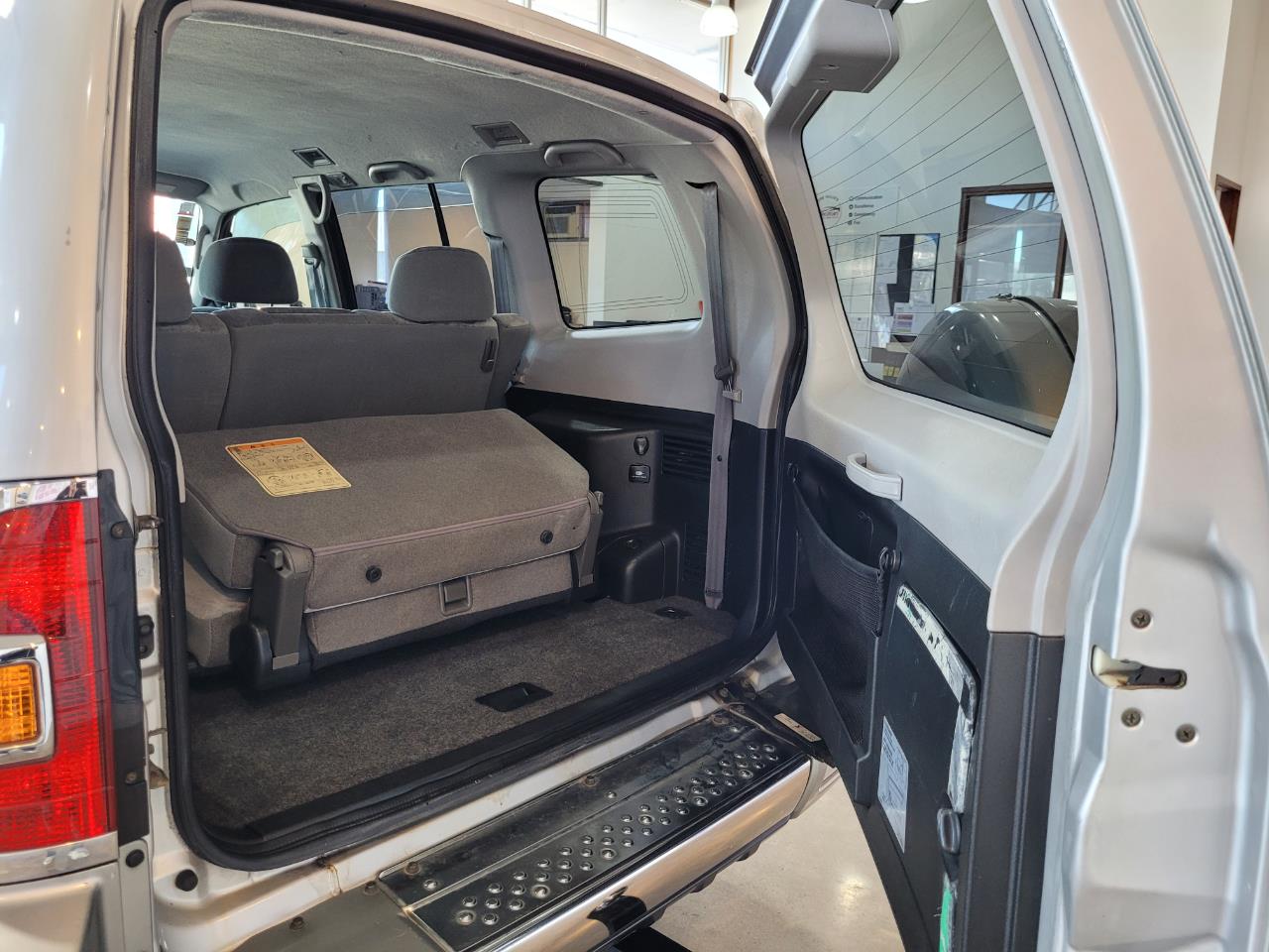 2000 Mitsubishi Pajero