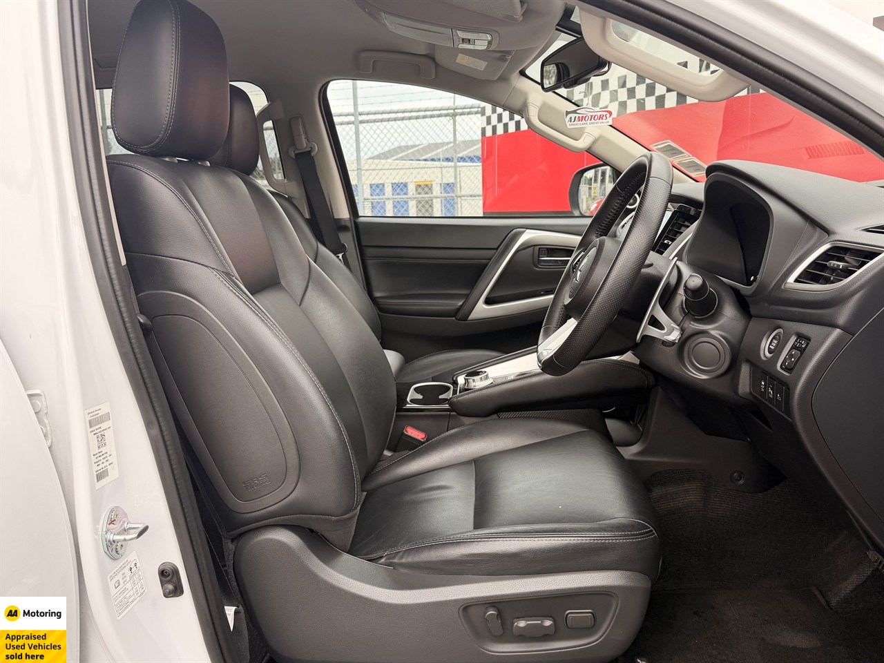 2024 Mitsubishi Pajero Sport