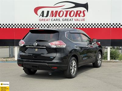 2017 Nissan X-Trail - Thumbnail