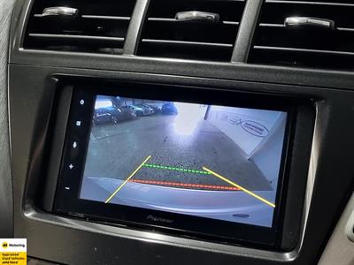 2014 Toyota Prius - Thumbnail