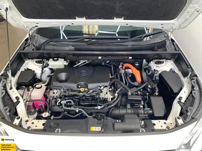 2021 Toyota RAV4 - Thumbnail
