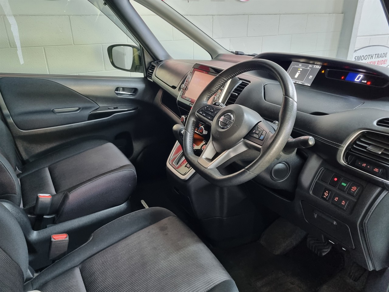 2017 Nissan Serena