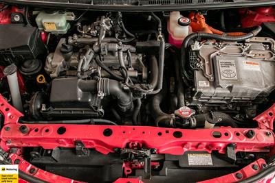 2017 Toyota Aqua - Thumbnail