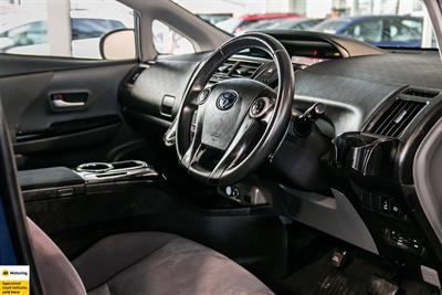 2012 Toyota Prius - Thumbnail