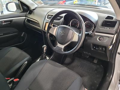 2014 Suzuki Swift - Thumbnail