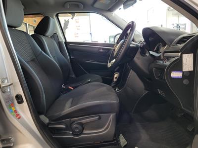 2014 Suzuki Swift - Thumbnail
