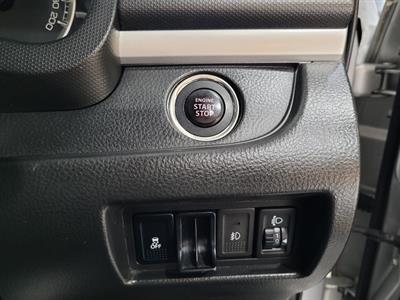2014 Suzuki Swift - Thumbnail