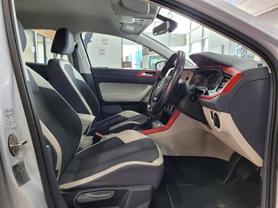 2019 Volkswagen Polo - Thumbnail