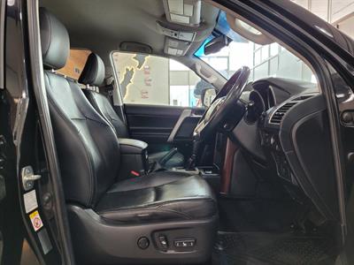 2016 Toyota Land Cruiser Prado - Thumbnail