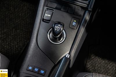 2016 Toyota Auris - Thumbnail