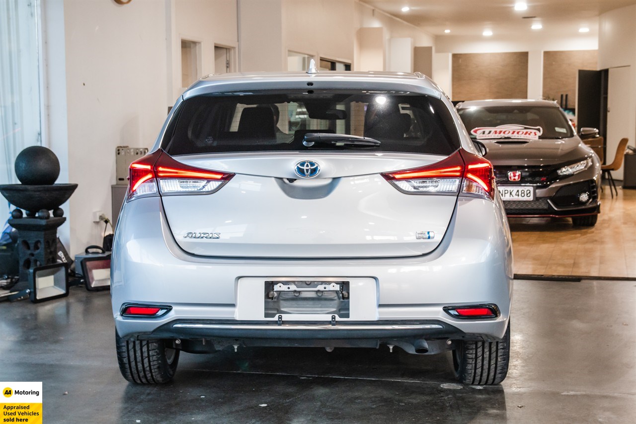 2016 Toyota Auris