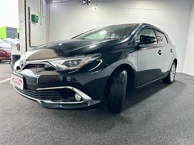 2016 Toyota Auris - Thumbnail