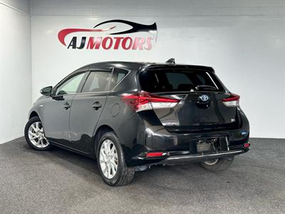 2016 Toyota Auris - Thumbnail