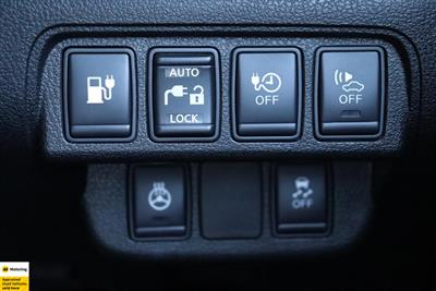 2014 Nissan Leaf - Thumbnail