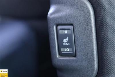 2014 Nissan Leaf - Thumbnail