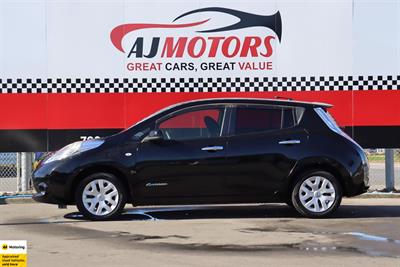 2014 Nissan Leaf - Thumbnail