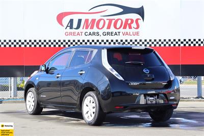 2014 Nissan Leaf - Thumbnail