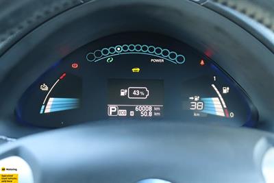 2014 Nissan Leaf - Thumbnail