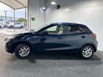 2014 Mazda Demio - Thumbnail