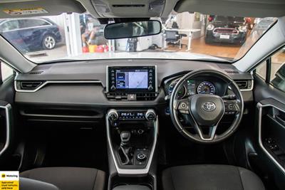 2021 Toyota RAV4 - Thumbnail