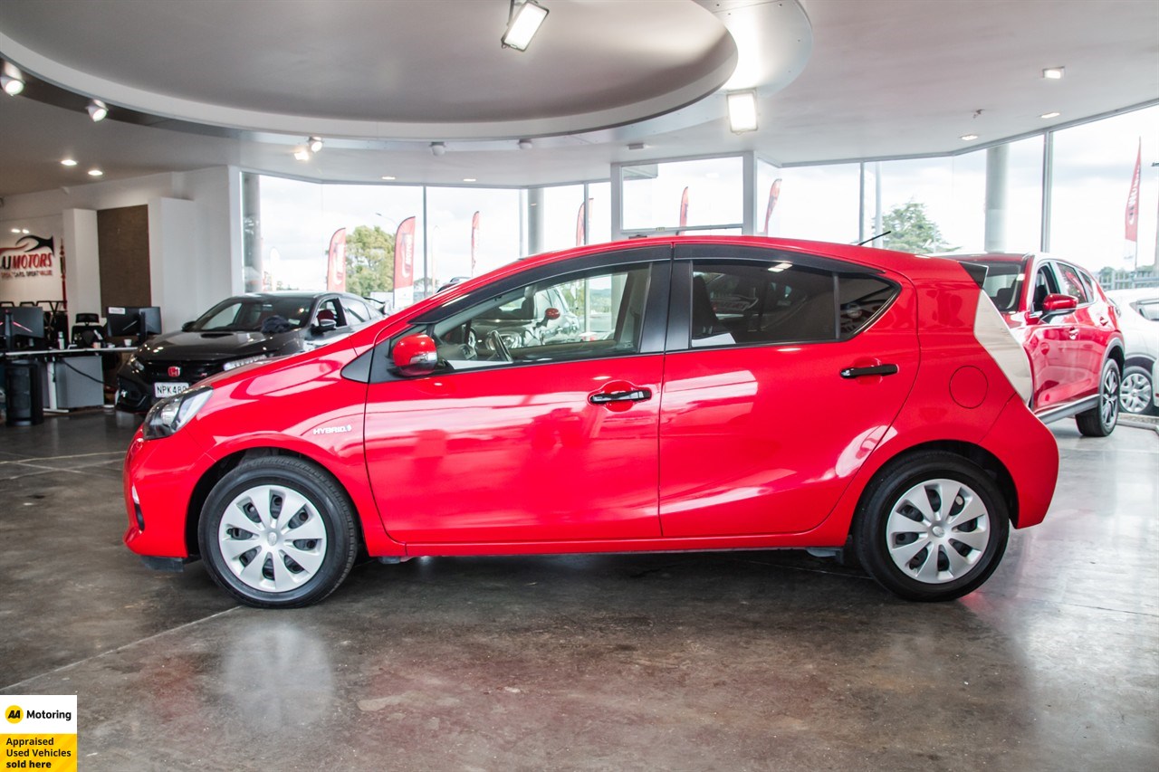 2014 Toyota Aqua
