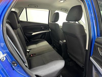 2015 Suzuki SX4 - Thumbnail