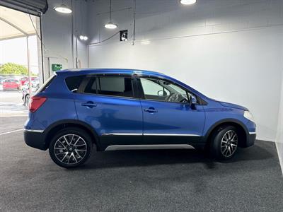 2015 Suzuki SX4 - Thumbnail