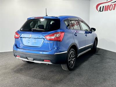 2015 Suzuki SX4 - Thumbnail