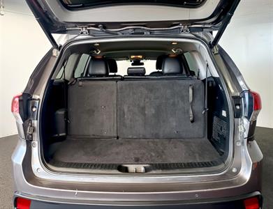 2018 Toyota Highlander - Thumbnail