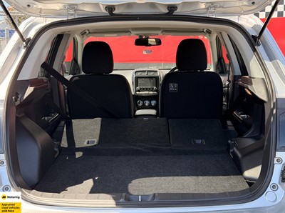 2024 Mitsubishi ASX - Thumbnail