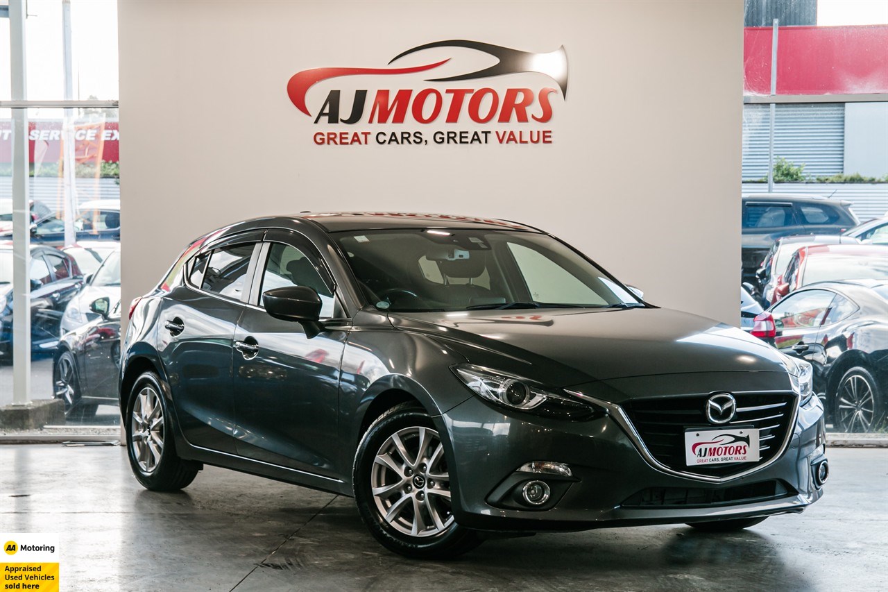 2014 Mazda Axela