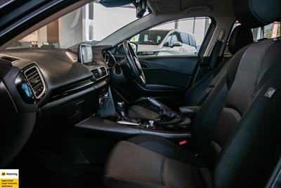 2014 Mazda Axela - Thumbnail