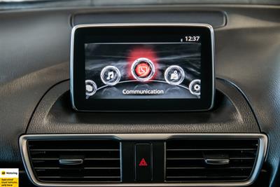 2014 Mazda Axela - Thumbnail