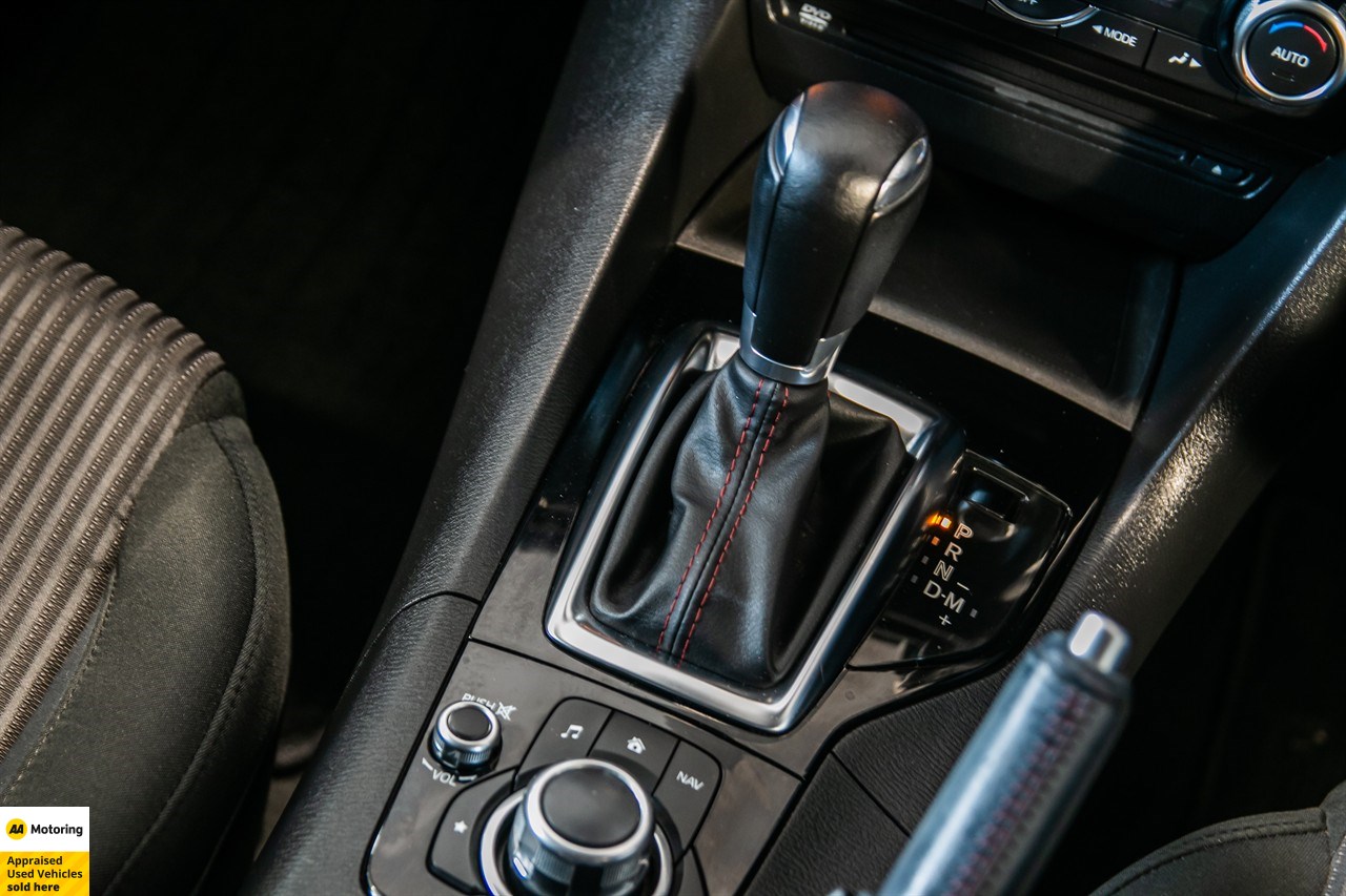 2014 Mazda Axela