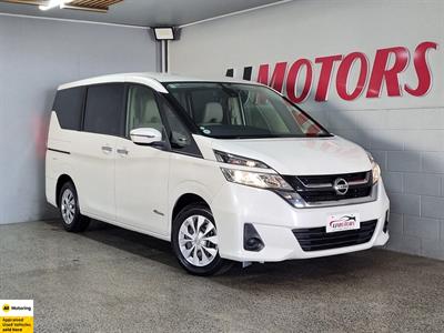2017 Nissan Serena - Thumbnail