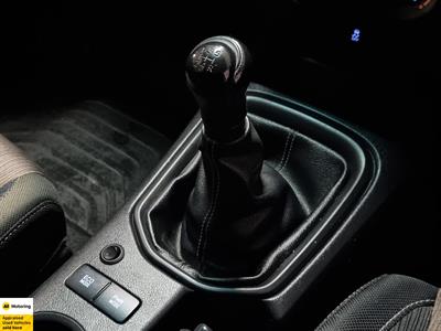 2017 Toyota Hilux - Thumbnail