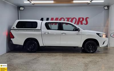 2017 Toyota Hilux - Thumbnail